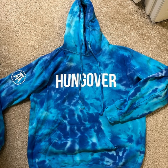 barstools Tops - Tie dye sweatshirt